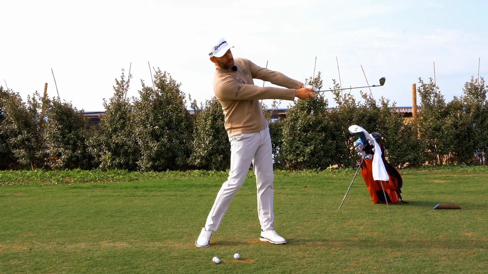 Exercise for disconnecting in follow-through