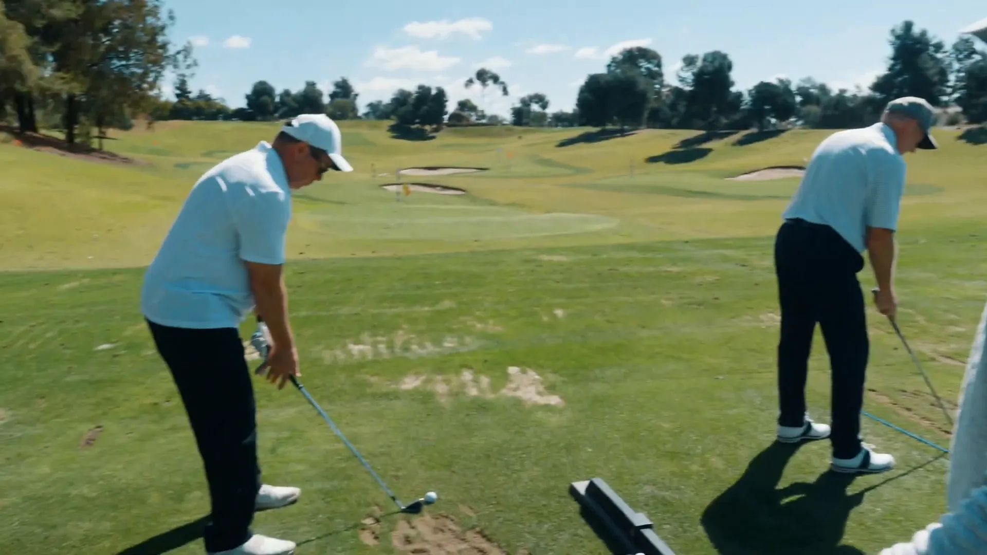 Illustration of weight distribution during swing