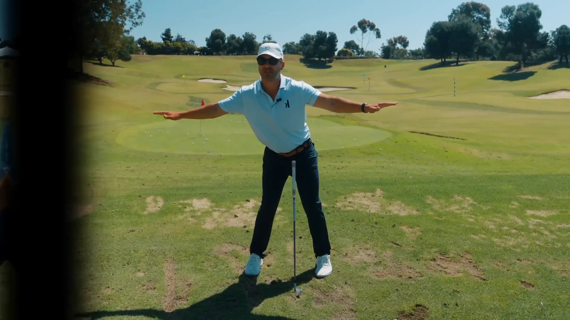 Demonstrating secondary tilt with hip bump