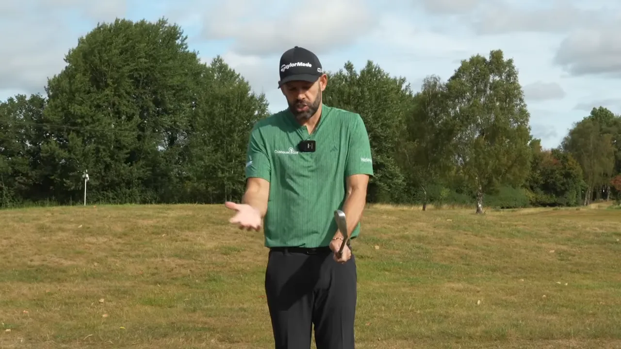 Coach asking about your shot pattern and the golfer responding