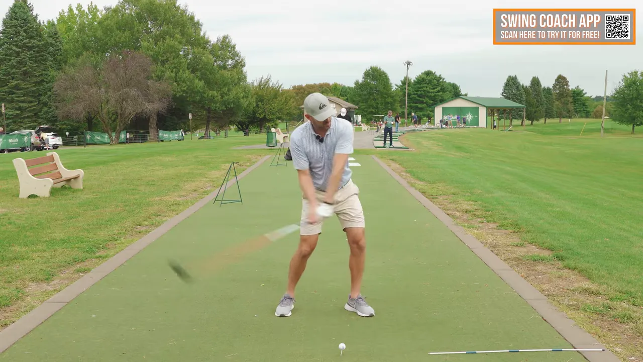 Pro example: progressive clubhead release through impact