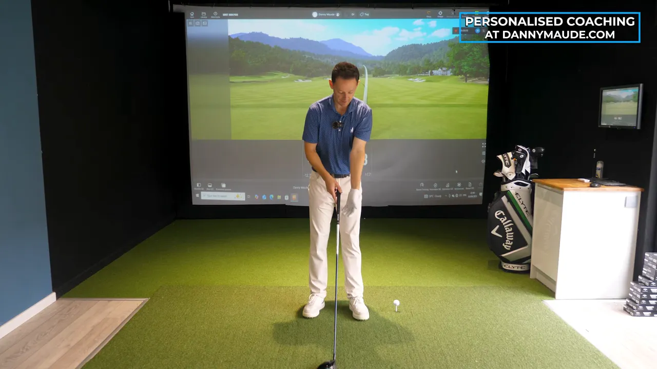 Demonstration of a slicer setup with lead elbow pointing down and trail elbow out