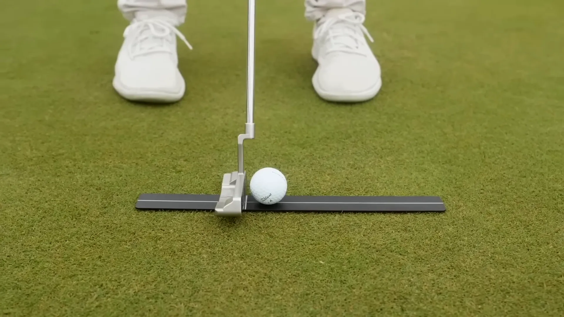 Straight putt no matter what device showing 5 inches back and 9 inches through